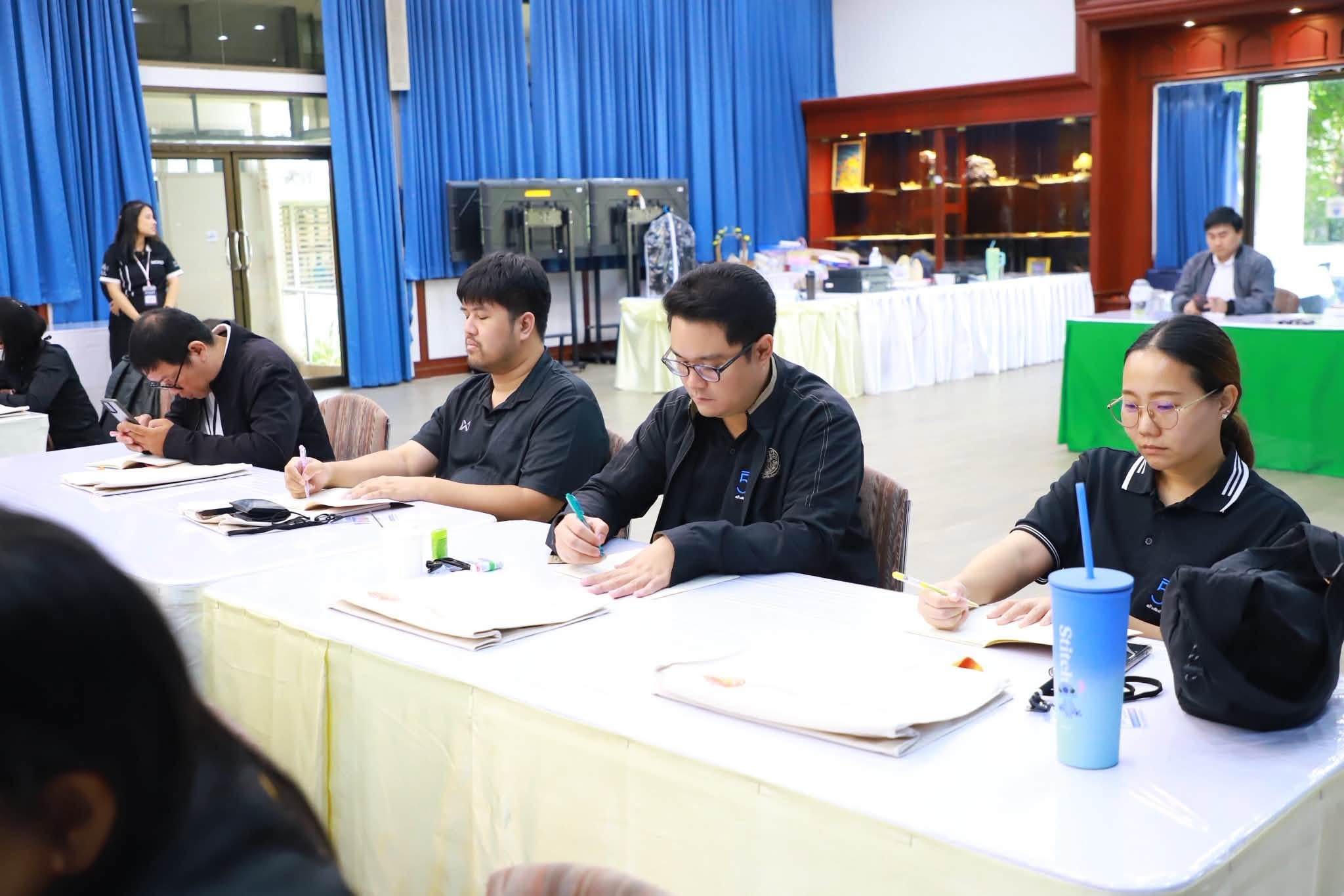 title - รองเลขาธิการ ส.ป.ก. เปิดอบรมหลักสูตร นปต. รุ่นที่ 8 ดันข้าราชการเปลี่ยนบทบาทสู่ “ผู้นำทีม” พร้อมขับเคลื่อนยุทธศาสตร์ชาติ